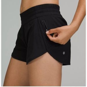 Lululemon Tracker Low-Rise Lined Short 4"